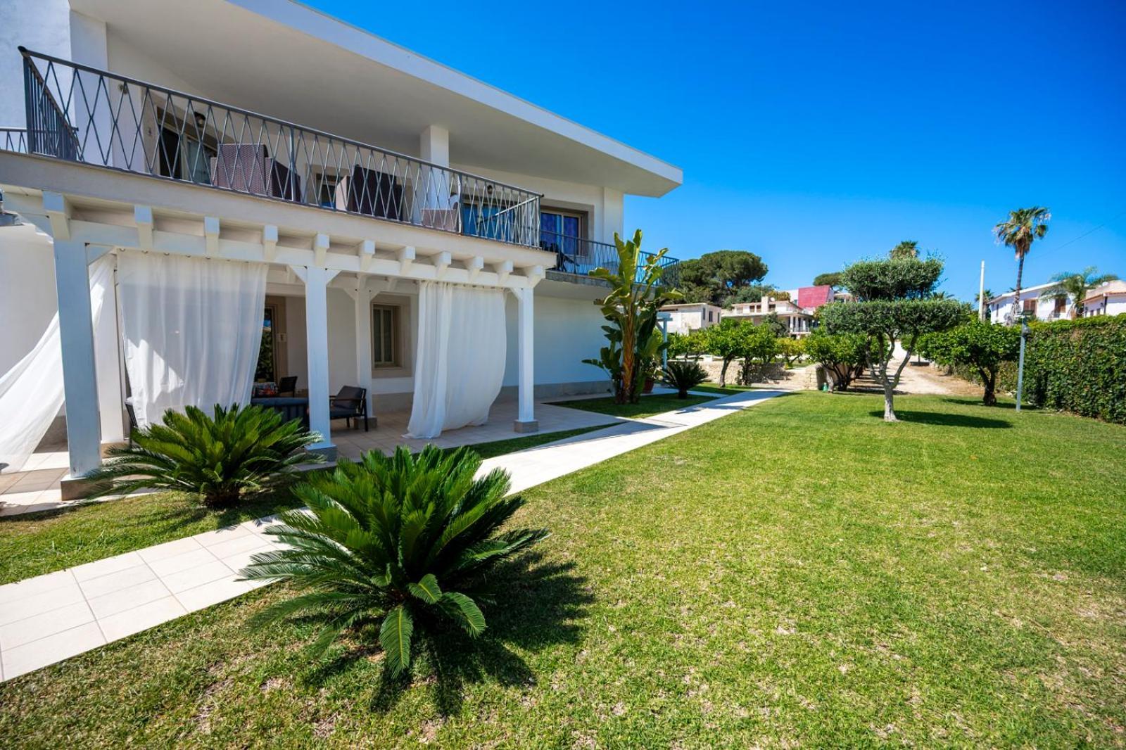 Villa Venera Fontane Bianche Charme Apartments Exterior foto